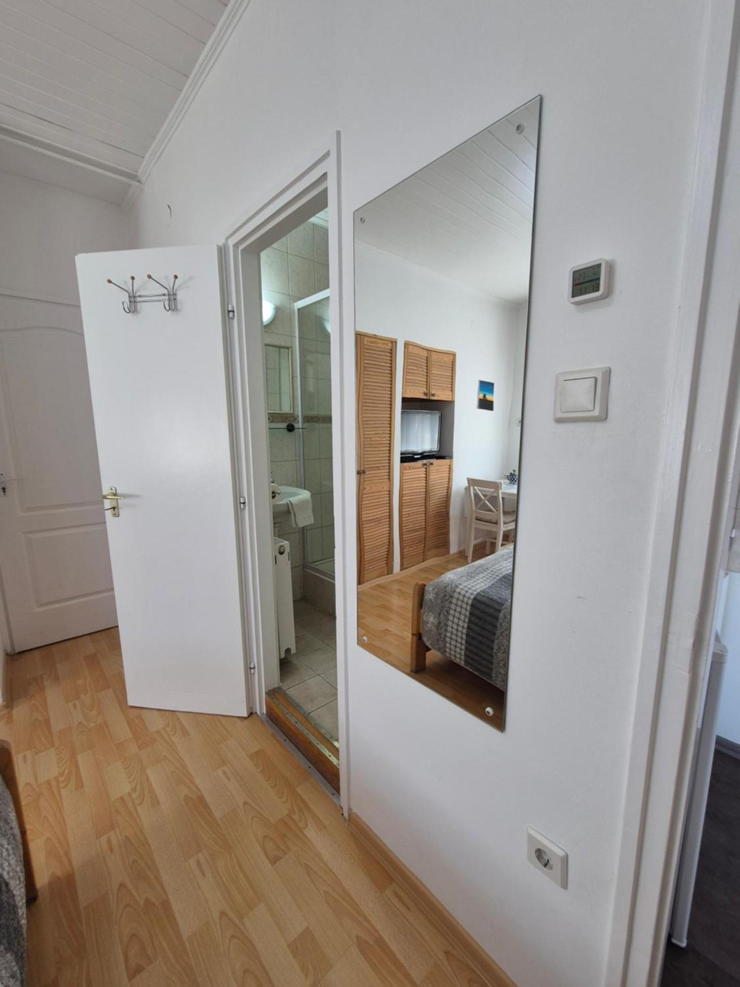Roxanna Apartman Jula Exterior foto