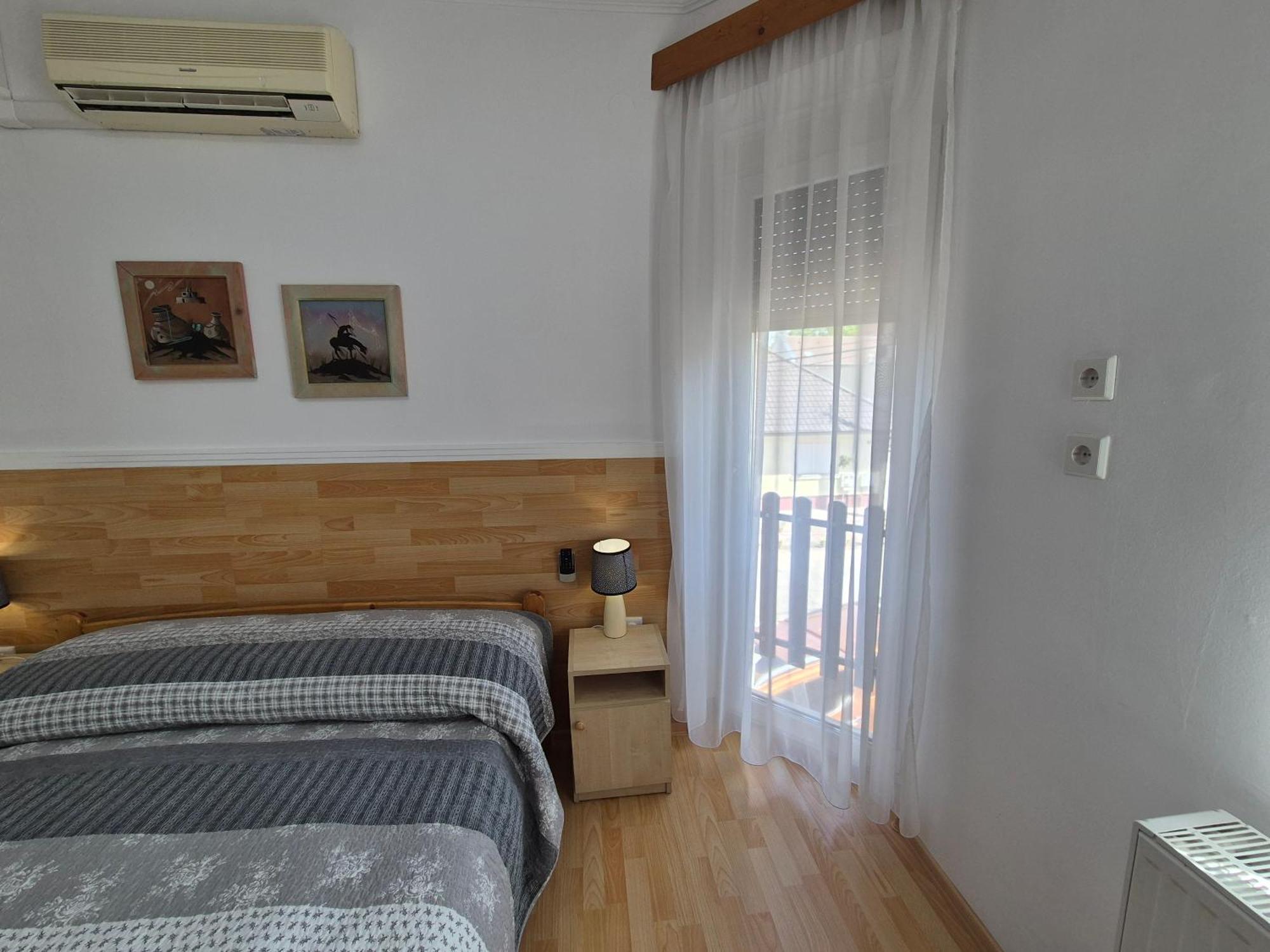 Roxanna Apartman Jula Exterior foto