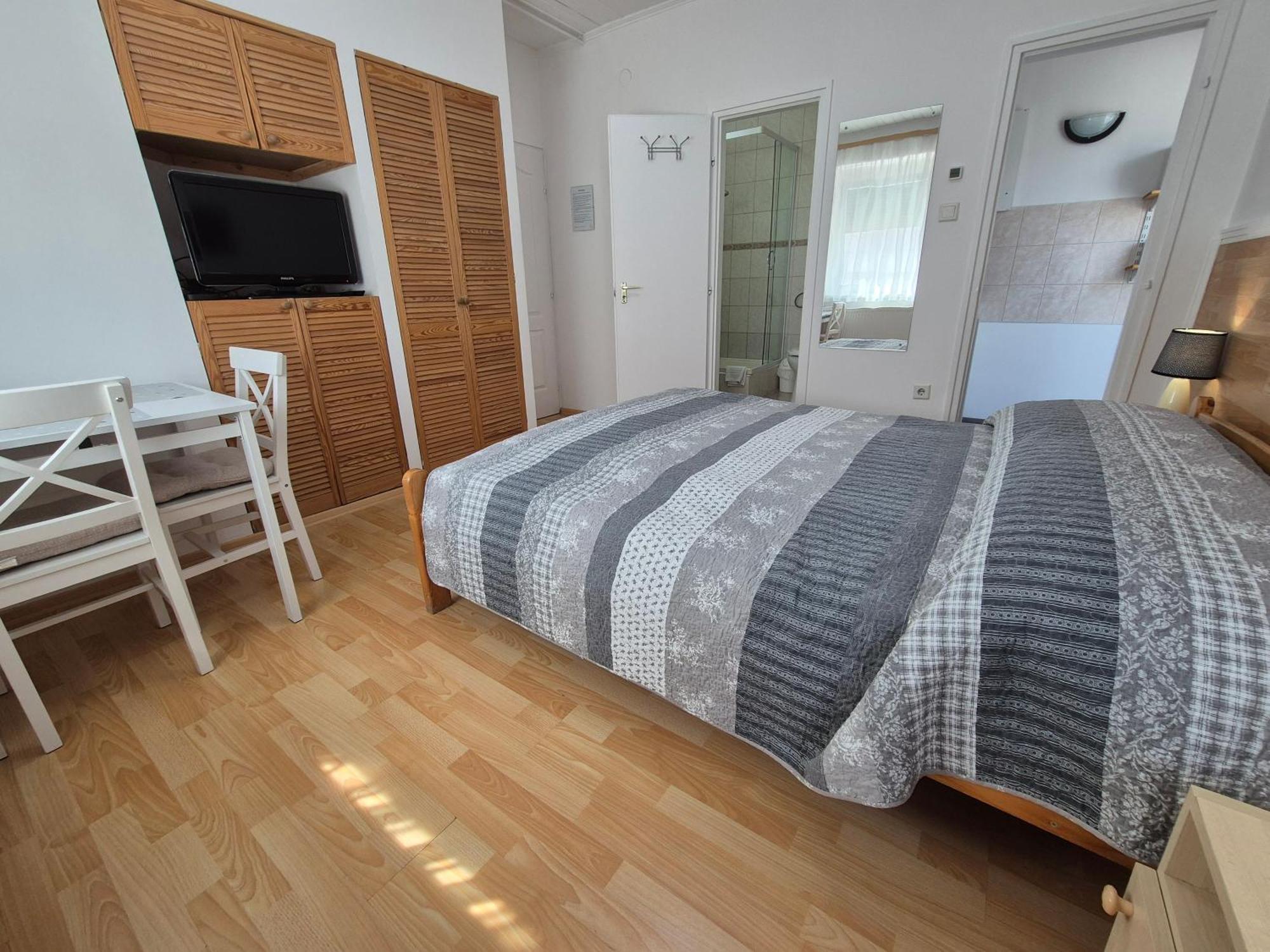 Roxanna Apartman Jula Exterior foto